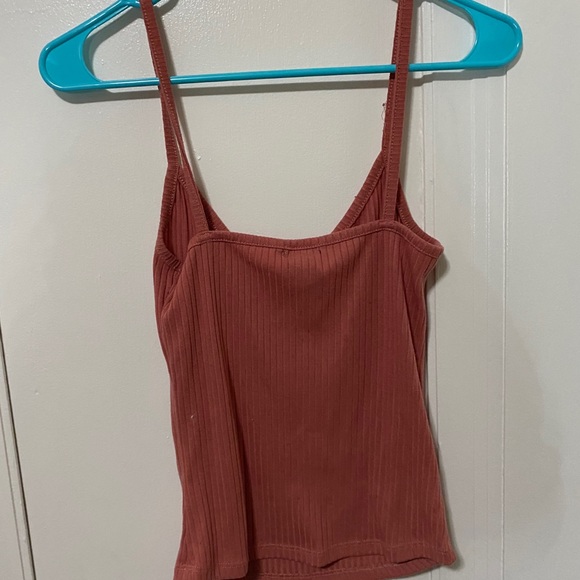 Pink Tank - Picture 2 of 3